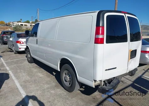 2018 Chevrolet Express 2500 Work Van from USA, damaged, VIN 1GCWGAFPXJ1316629